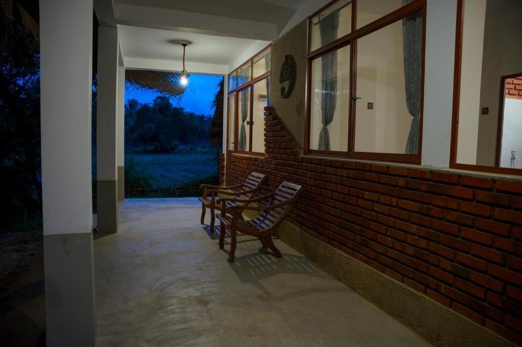 Achchamulai Wilpattu Green Cabin מראה חיצוני תמונה